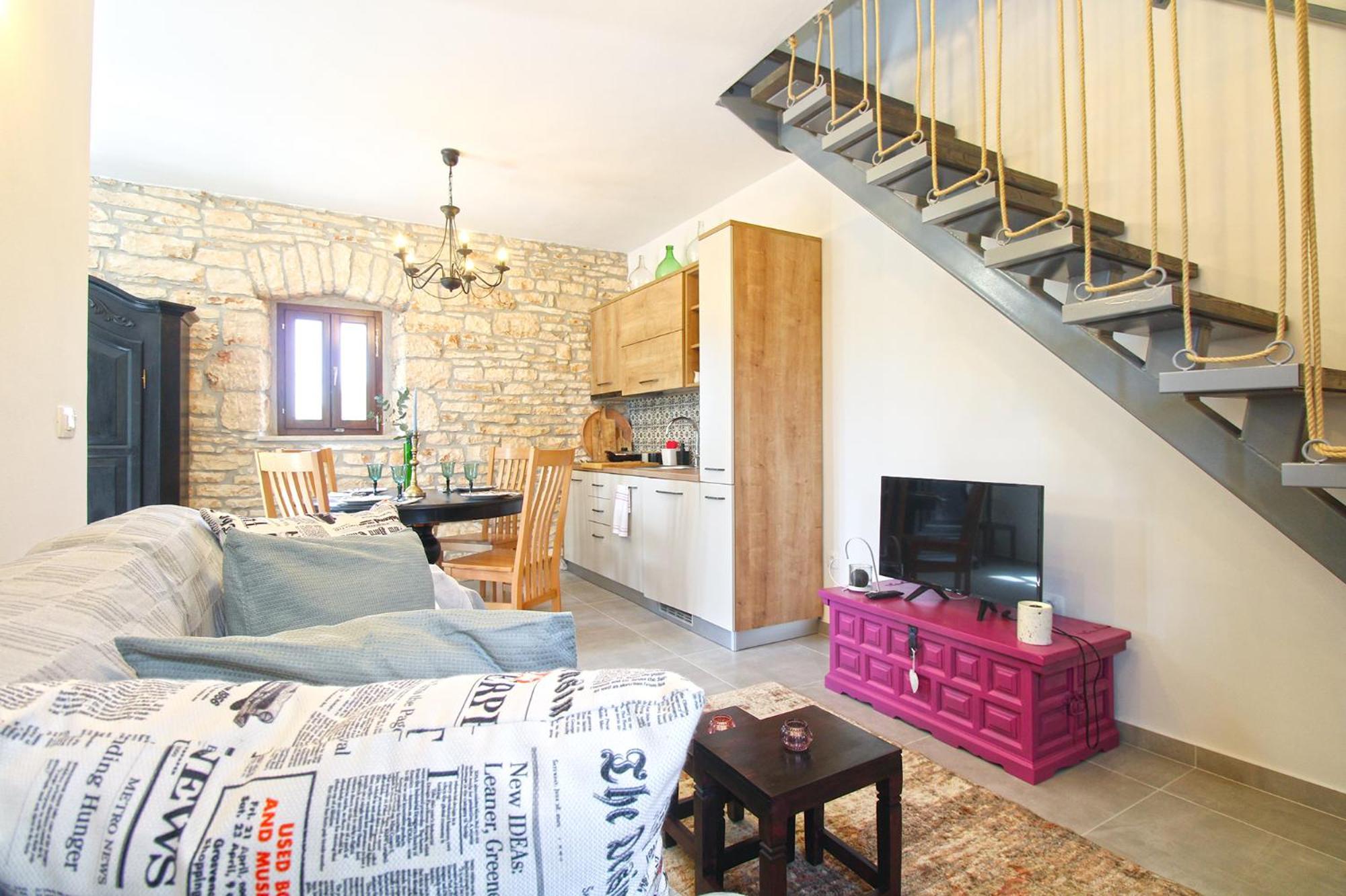 2323 Apartment